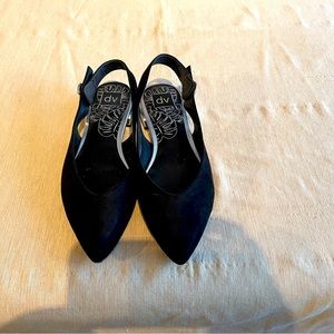 Women VP Black Faux Suede Pointed Toes Slingback Flats with Silver Heels size 11
